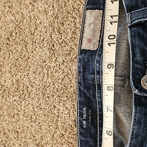 AG Telus modern slim jean in 360° degree stretch. Size 32. 32 inseam. - Picture 5 of 9